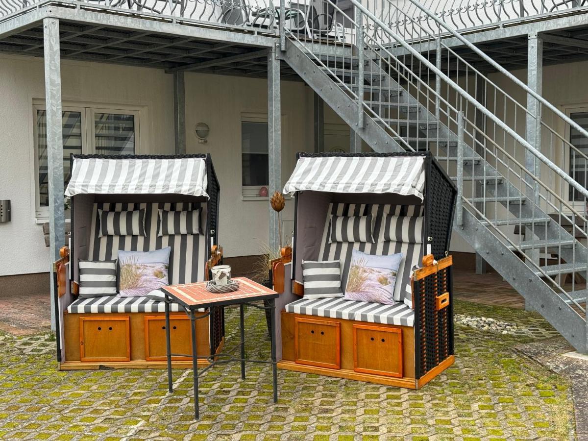 Hotel Garni Seeschloesschen Kolpinsee Luaran gambar